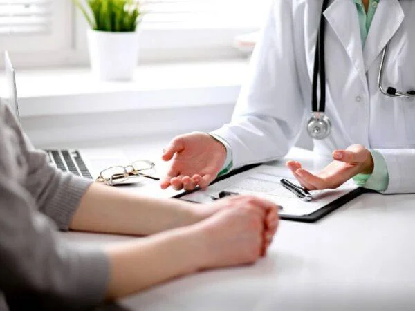 4 remedios eficaces para as verrugas con medicina masculina