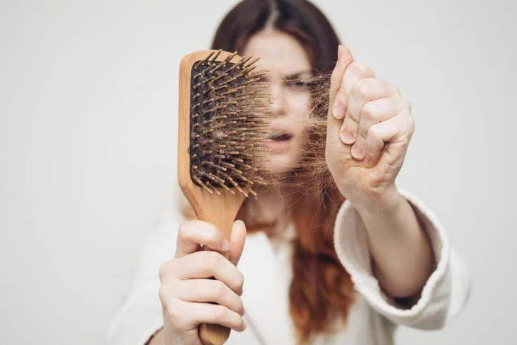 Perda de cabelo posparto: todo o que debes saber