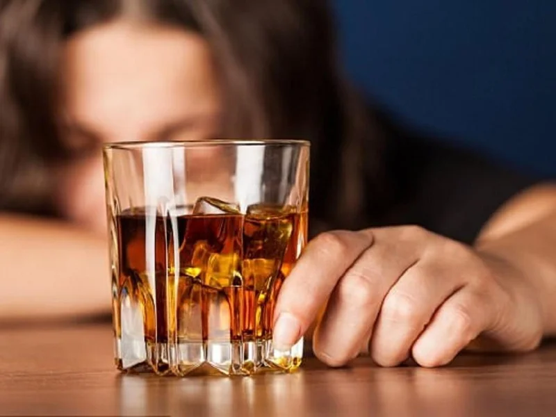 Zastrupitev z alkoholom in kaj morate vedeti